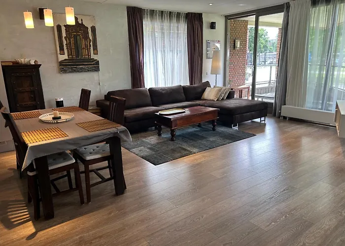 Appartamento : Lounge Park Apartment