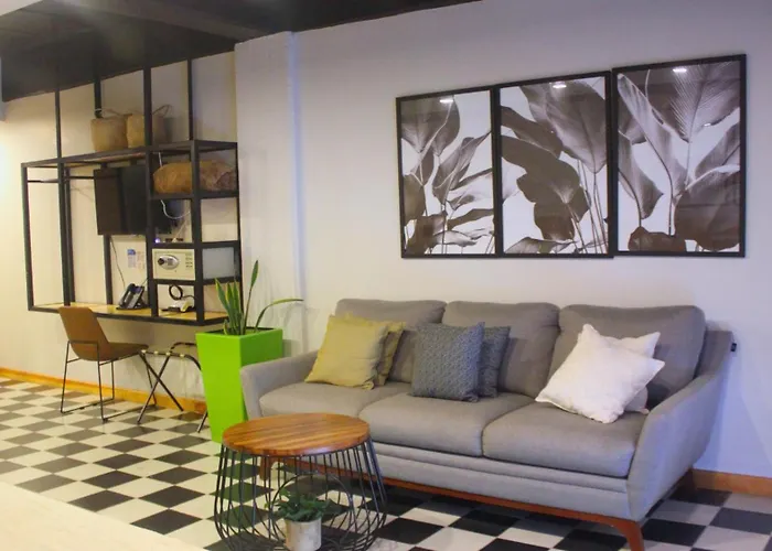 Joint Boutique Hotel