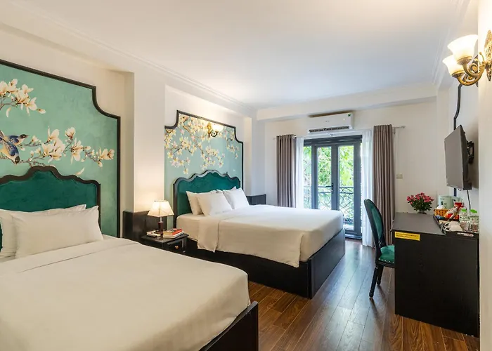 Hanoi House Hotel & Travel