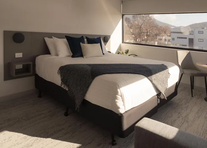 429 Apartments & Suites