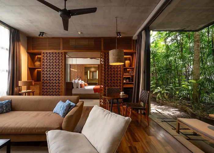 Central hotel: Bisma Eight Ubud