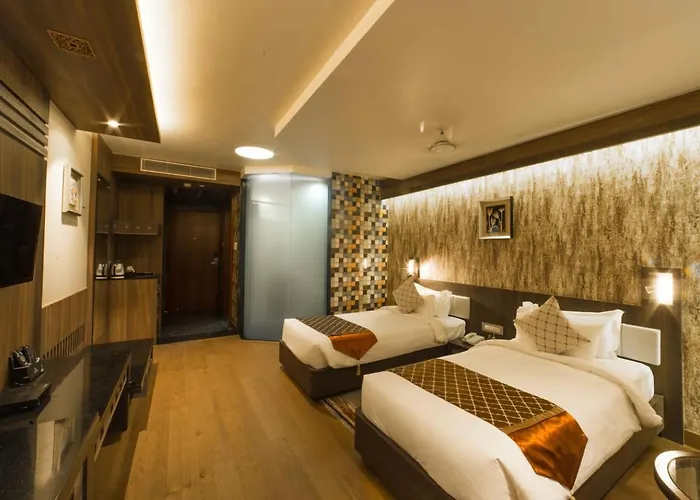 Costa Riviera Hotel