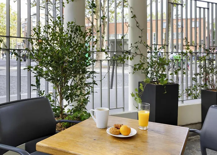 Hotel: Ibis Paris Nation Davout