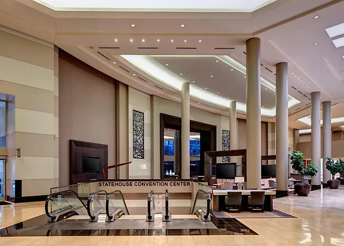 Hotel suites Little Rock Marriott