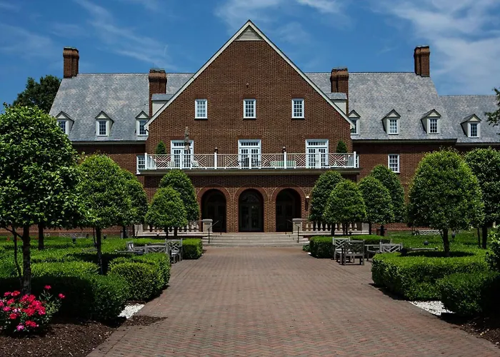 Founders Inn & Spa Tapestry Collection By Hilton