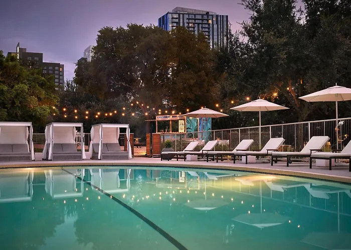 5 star hotel: Four Seasons Hotel Austin