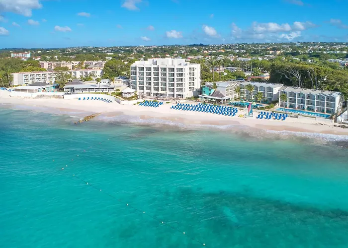 Jacuzzi hotel: Sea Breeze Beach House All Inclusive By Ocean Hotels