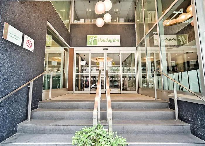 Resort: Holiday Inn Toronto Downtown Centre By Ihg