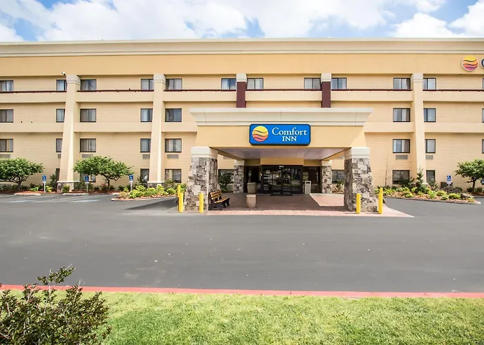 Comfort Inn Tulsa Midtown