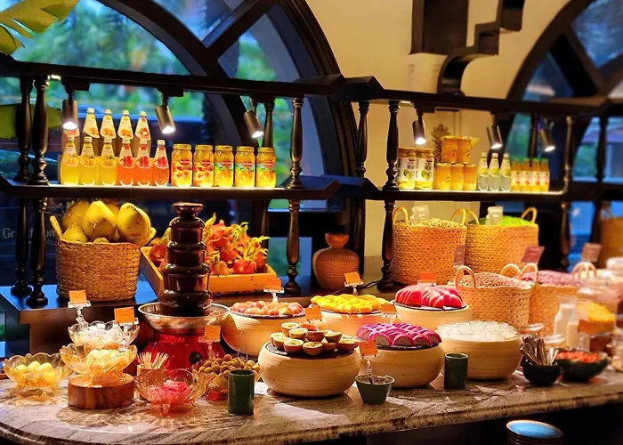 Jacuzzi hotel: Grand Sunrise Palace Hoi An- A Luxury Indochine Hotel & Spa