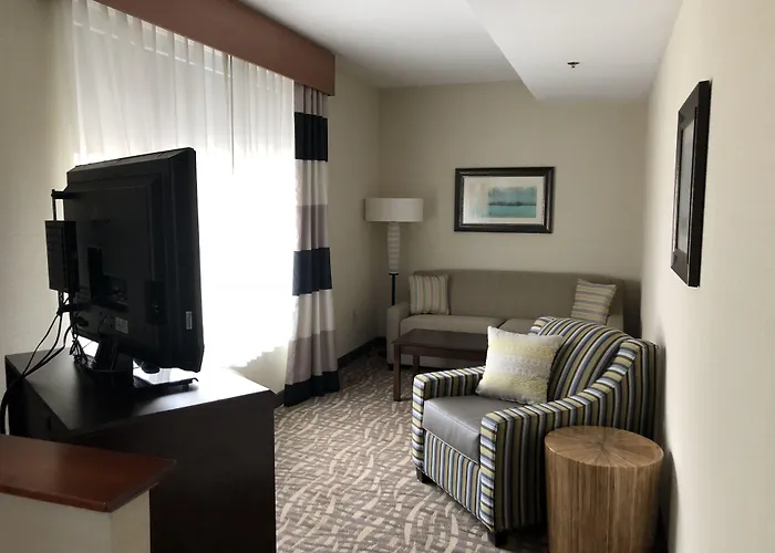 Hotel with view: Wyndham Garden Buffalo Downtown