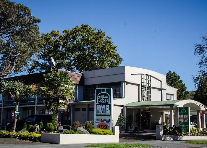 Alpers Lodge & Conference Centre