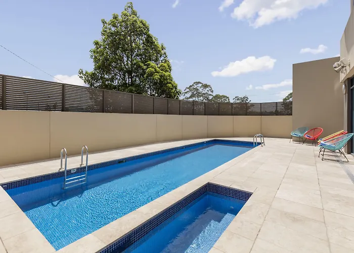 Luxury hotel only: Nesuto Parramatta