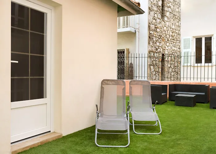 Hotel with view: Hotel Byakko Nice