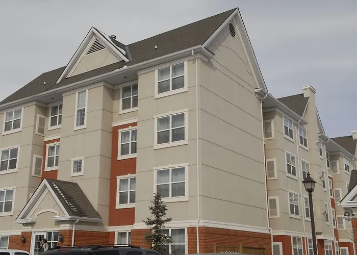 Lakeview Signature Inn Calgary Airport