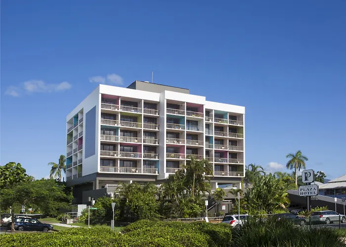 Cairns Plaza Hotel