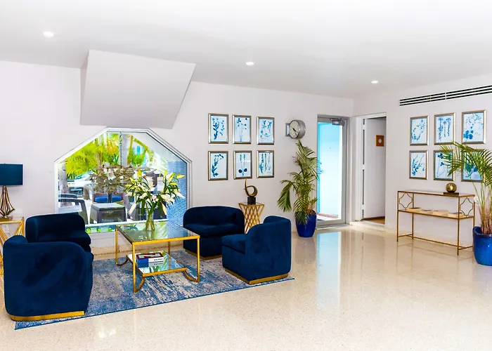 Romantic hotel: Aqua Hotel & Suites