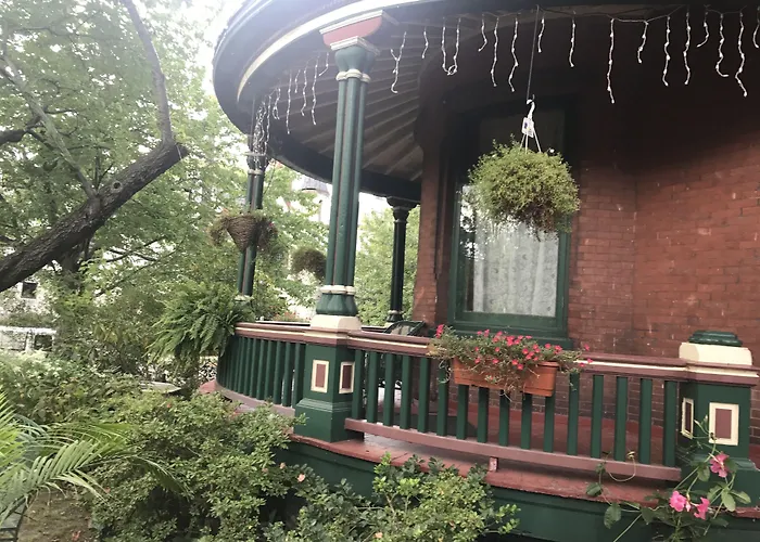 B&B only: The Gables Bed And Breakfast Philadelphia