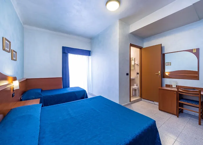 Hotel con tennis: Hotel Aurora