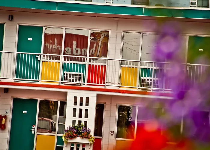 Beach Hotels Thunderbird Inn