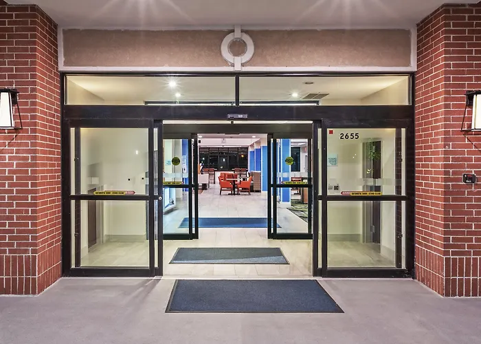 Holiday Inn Express Hotel And Suites Orange, An Ihg Hotel
