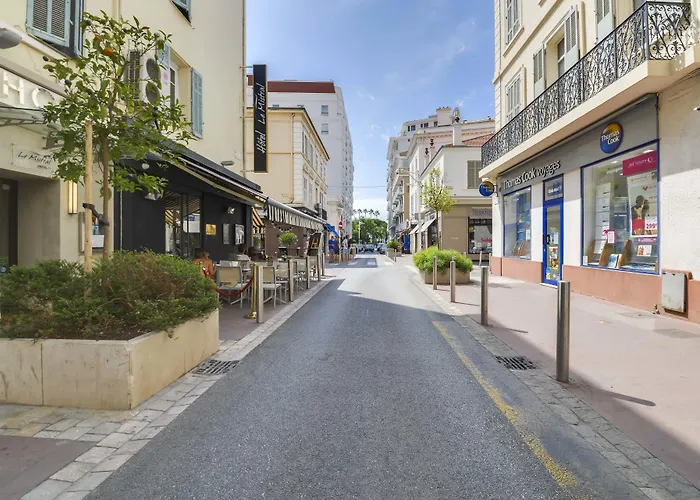  Le Mistral