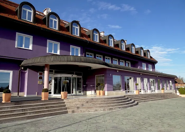 Hotel Phoenix
