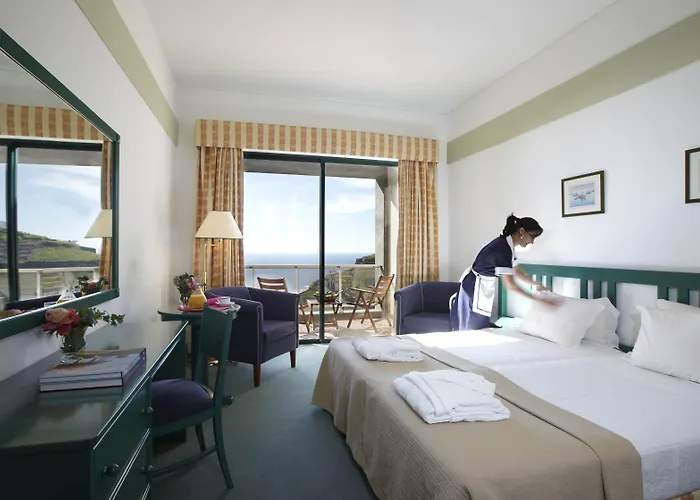 Hôtel 4 étoiles: Hotel Escola
