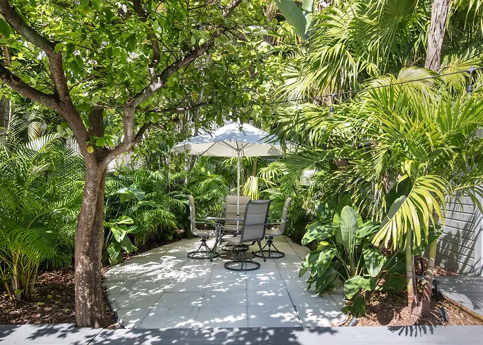 Cheap hotels Southernmost Adult Exclusive