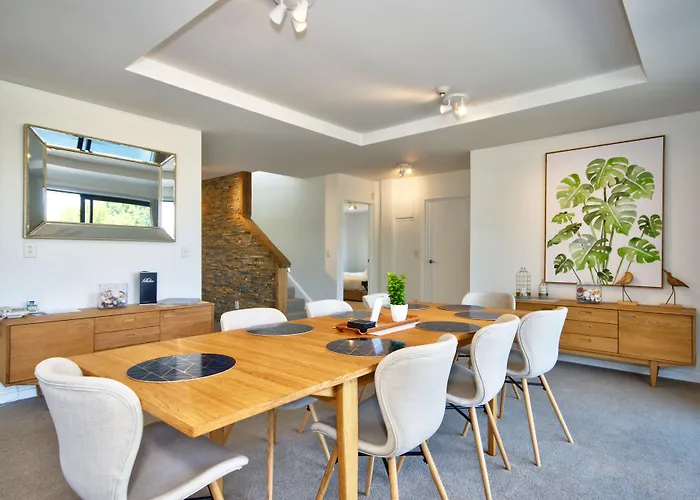 5 star hotels Glebe Apartments