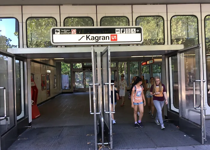 Ajo Apartments - Messe City Flat - Self-Check-In