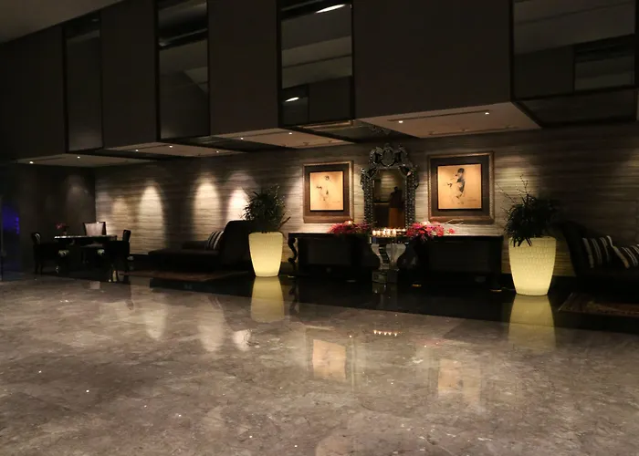 Lalit Great Eastern Kolkata
