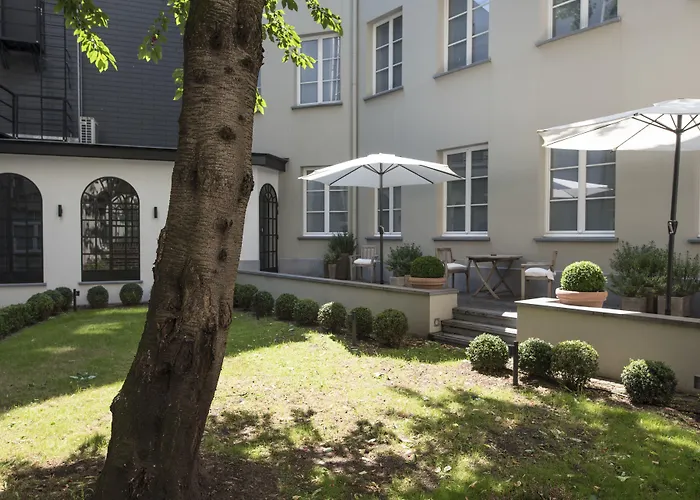 Resort: Hôtel Le Dixseptième