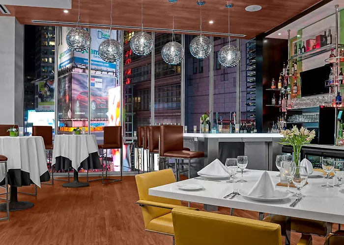 Hotel com tênis: Hilton Garden Inn New York - Times Square Central