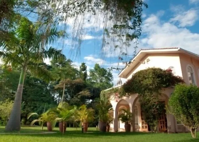 In Luxury hotels House Of Waine