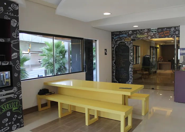 Hotel 3 estrelas: Master Express Dom Pedro II - próximo ao Consulado Americano e Aeroporto