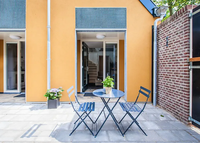 Plantage Garden Apartments