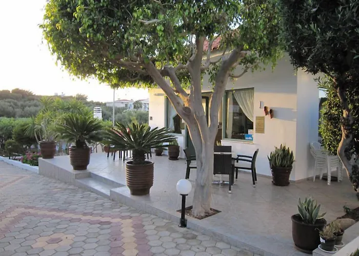 Nikolas Villas Appartments