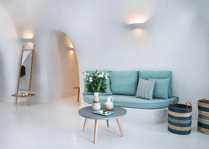 Maregio Suites (Adults Only)