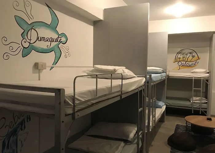 Cheap hotels Inn De Avenida Makati