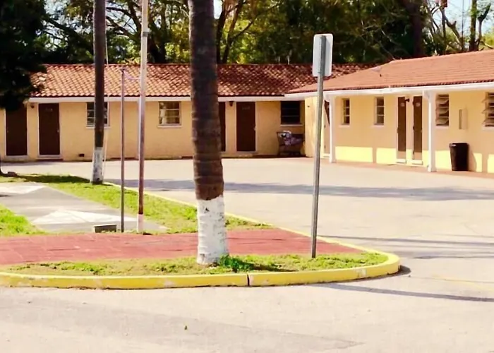 Cadillac Motel