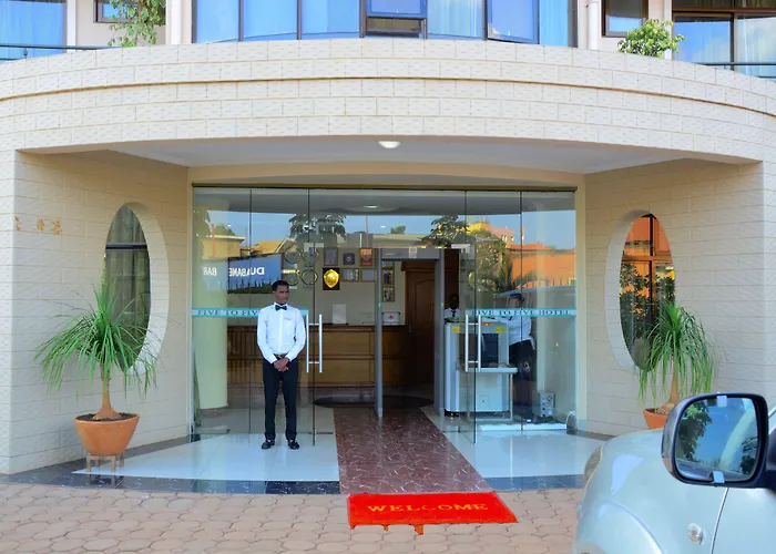 Five To Five Hotel