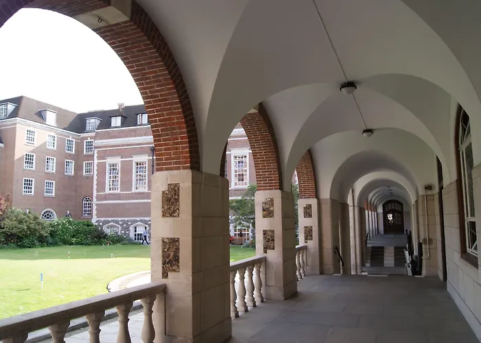 Ferienvermietung: Goodenough College - University Residence