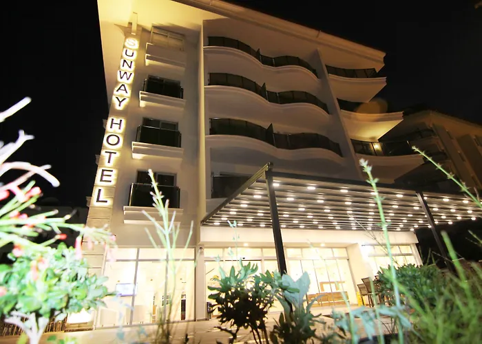 Family Hotel: Sunway Club Otel