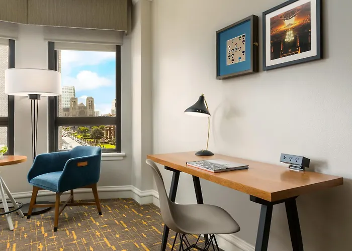 Motel: Stanford Court San Francisco