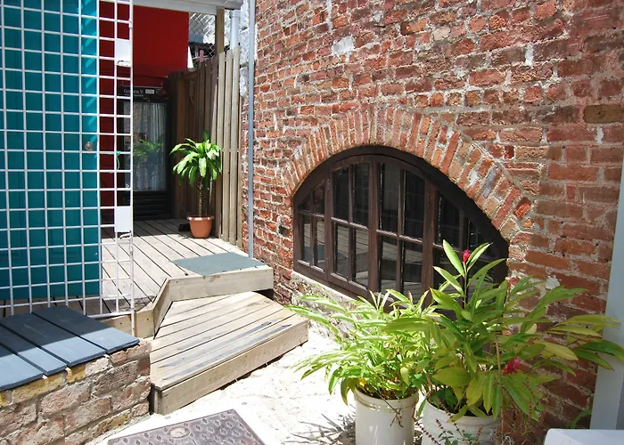 B&B only: Mobay Kotch
