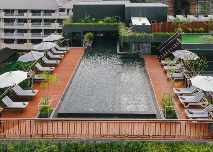 Rak Elegant Patong