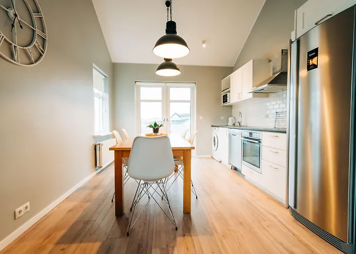 Baldur Apartments