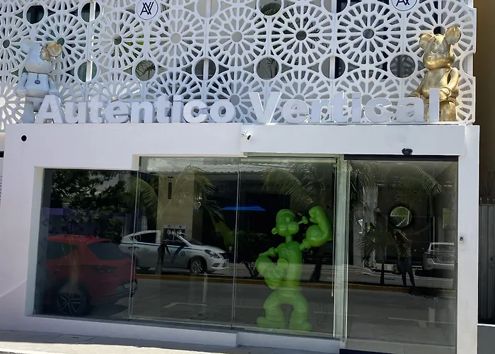 Hotel de lujo: Auténtico Vertical Playa del Carmen