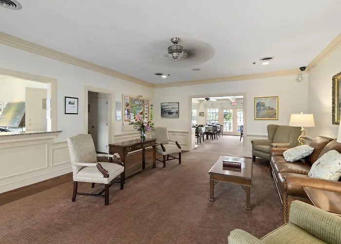 Motel: The Sparhawk Oceanfront Resort